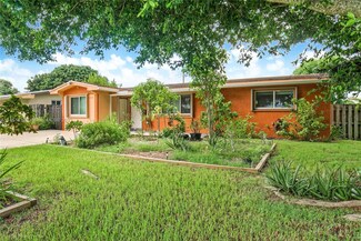 8101 NW 15th St, Pembroke Pines, FL 33024