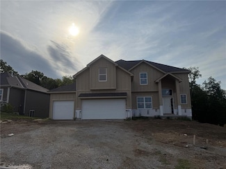 9015 N Colorado Ave, Kansas City, MO 64156