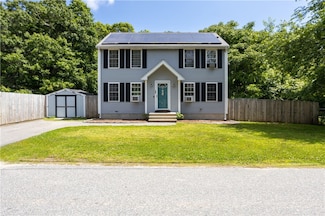 39 Old Onset Rd, Wareham, MA 02538
