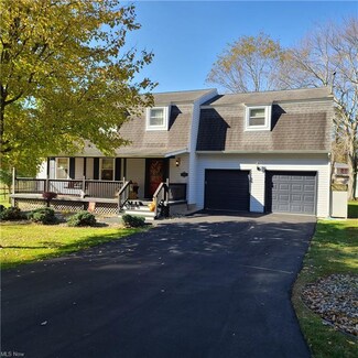 41 Cranberry St, Washington, WV 26181