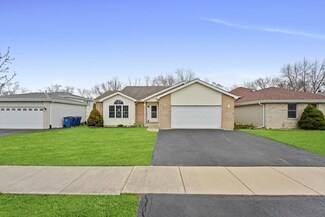 3005 Sandy Ridge Dr, Steger, IL 60475