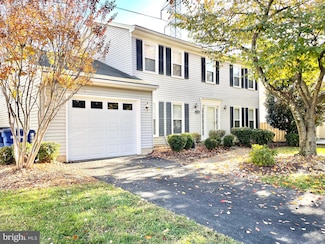 1306 Mistyvale St, Herndon, VA 20170