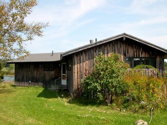 211 Main St, Southwest Harbor, ME 04679
