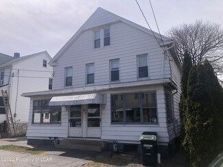 694 N James St, Hazleton, PA 18201