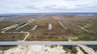 000 4th St, Bolivar Peninsula, TX 77617
