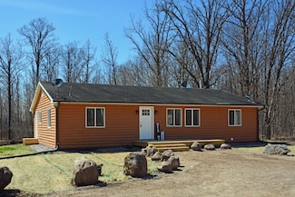 14113 260th St, Milaca, MN 56353