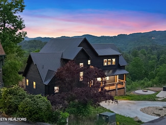 2843 Cedar Falls Way, Sevierville, TN 37862