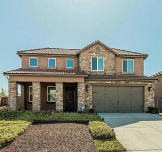 463 Mesa Dr S, Madera, CA 93636