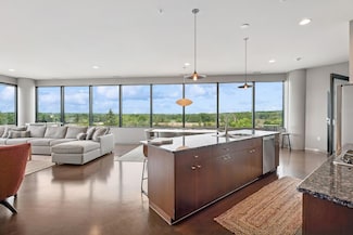 5601 Smetana Dr Unit 517, Minnetonka, MN 55343