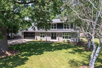 5927 Oak Lane Dr, Butte Des Morts, WI 54927