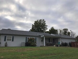 9132 River Forest Rd, Cannelton, IN 47520