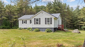 2857 Ohio St, Glenburn, ME 04401