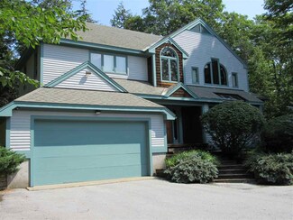 35 Stonehouse Rd, Winhall, VT 05340