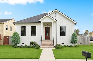 2535 Athis St, New Orleans, LA 70122