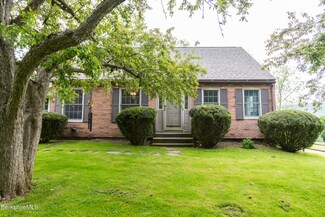 26 Patterson Rd, Lenox, MA 01240