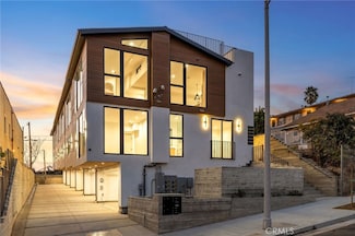 957 Everett St, Los Angeles, CA 90026