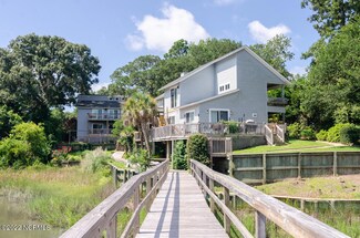 329 Trails End Rd Unit 1, Wilmington, NC 28409