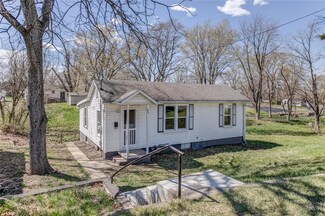 904 N Liberty St, Jerseyville, IL 62052