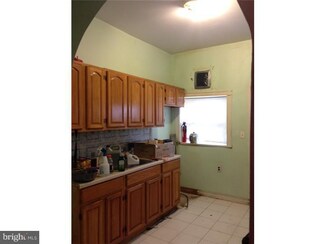 2612 W Somerset St, Philadelphia, PA 19132