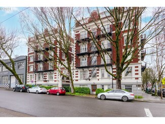 1811 NW Couch St Unit 406, Portland, OR 97209