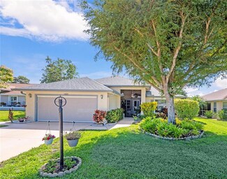 105 Leanore Ct, Naples, FL 34112