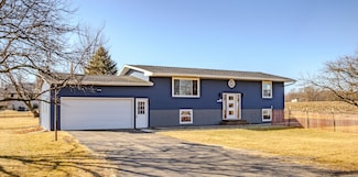 317 Lumar Dr, Pearl City, IL 61062