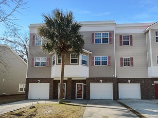 4666 Palm View Cir, North Charleston, SC 29418