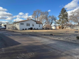 405 NW Bradford Ave, Mountain Home, ID 83647