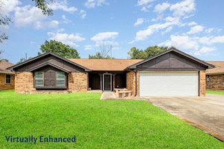 736 Springhill Dr, Hurst, TX 76054