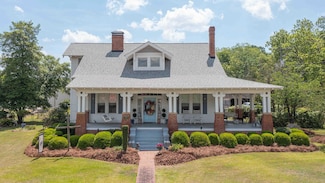 183 Main St S, Wagener, SC 29164