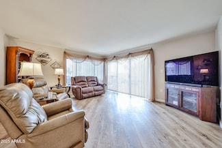 17404 N 99th Ave Unit 318, Sun City, AZ 85373