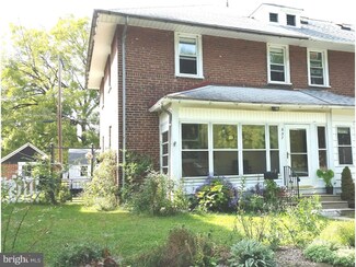 637 Jansen Ave, Essington, PA 19029