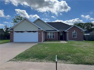 1705 N Valor, Siloam Springs, AR 72761