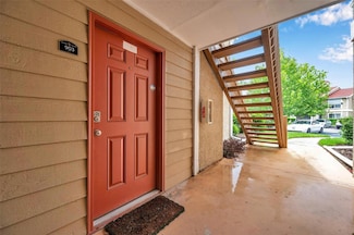 9481 Highland Oak Dr Unit 903, Tampa, FL 33647