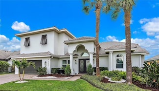 4687 Alisa Cir NE, Saint Petersburg, FL 33703