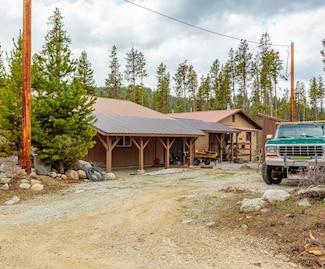 215 Bonanza Dr, Sula, MT 59871