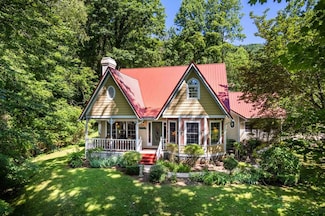 21 Briarwood Rd, Sylva, NC 28779