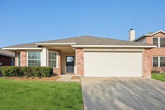 9437 Sundial Dr, Fort Worth, TX 76244