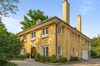 411 Sheridan Rd, Wilmette, IL 60091