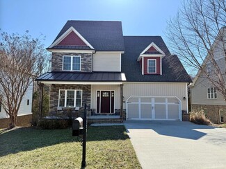 1221 Helmsdale Dr, Forest, VA 24551