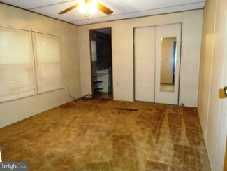 985 Jeanies Ct, Lothian, MD 20711
