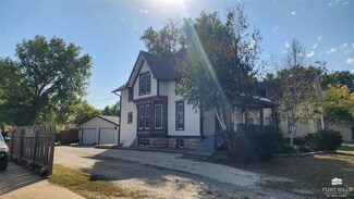 1005 NW 3rd St, Abilene, KS 67410
