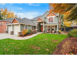 377 NE 49th Ave, Hillsboro, OR 97124