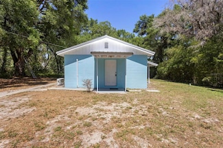 1121 E Hubbard Ave, Deland, FL 32724