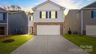 55 Lillian Ln, Hendersonville, NC 28792