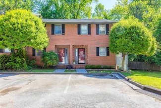 1900 Meadowbrook Cir NW, Dalton, GA 30720