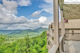 335 Pleasant View Unit 4, Sugar Mountain, NC 28604