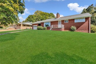 397 Center Grange Rd, Monaca, PA 15061