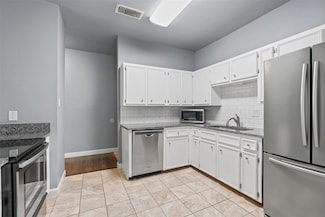 2414 Longview St Unit 303, Austin, TX 78705