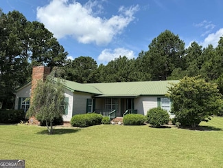 916 Randall H Whiddon Dr, Ashburn, GA 31714
